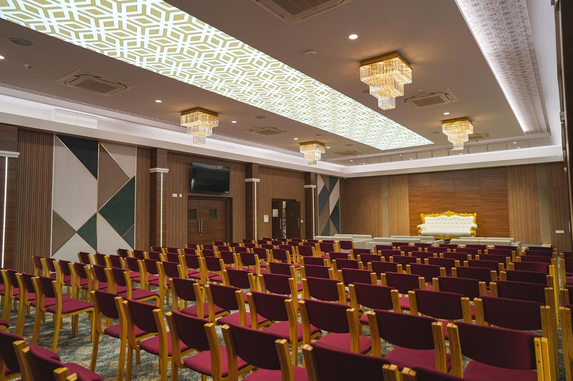 Highland Hotel Bengaluru Zewnętrze zdjęcie