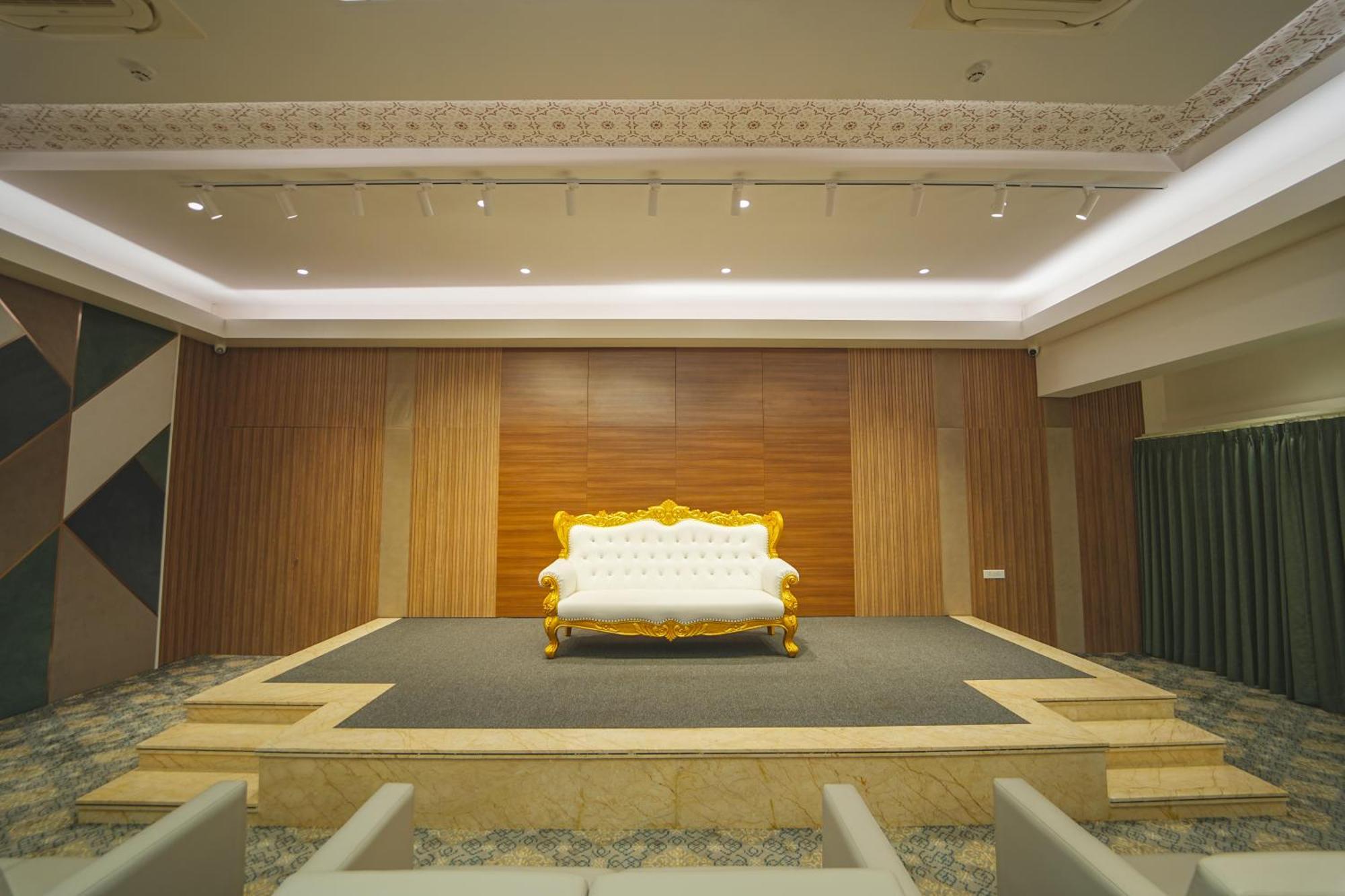 Highland Hotel Bengaluru Zewnętrze zdjęcie